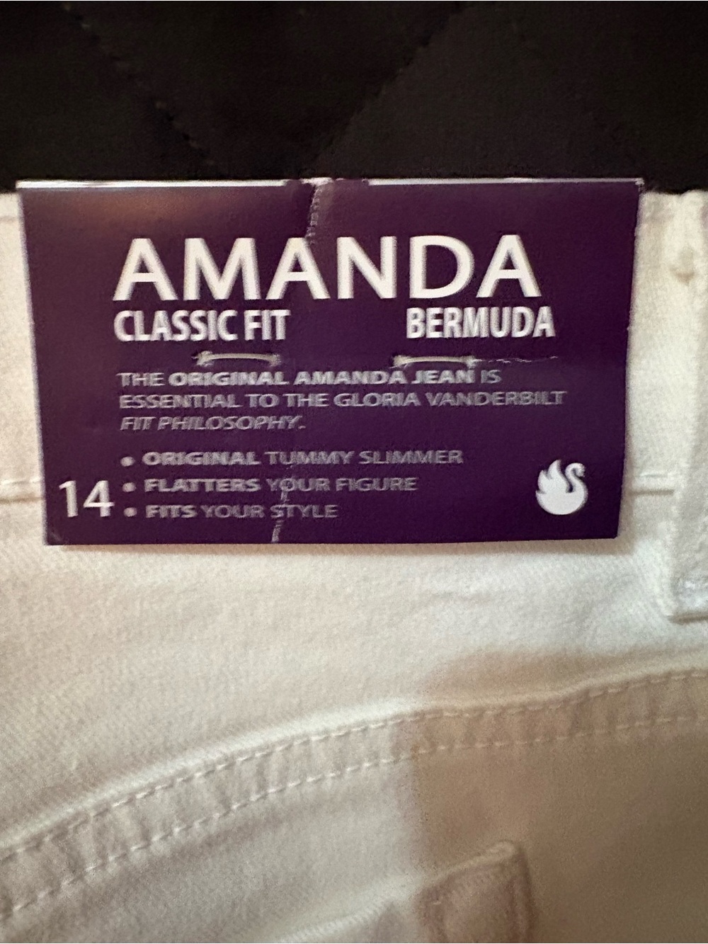 Gloria Vanderbilt White Bermuda Shorts #2010 - Picture 6 of 7